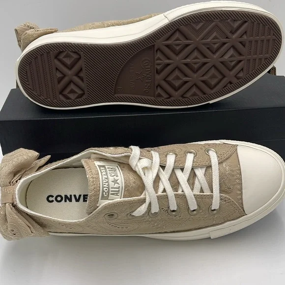 Converse Women's Tan Lace Platforms A10246C
CTAS LIFT OX
NUTTY GRANOLA/EGRET/LIG - Picture 4 of 16